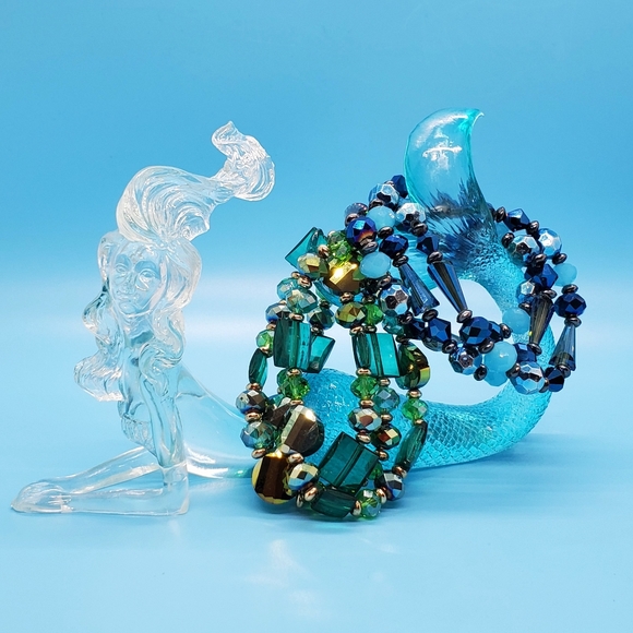 Lot of 6 Stretchy Blue green iridescent crystal beaded Faux Gemstones Bracelets - Picture 8 of 9